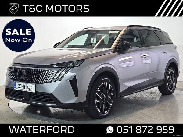 Peugeot 5008 MPV, Petrol, 2026, Grey