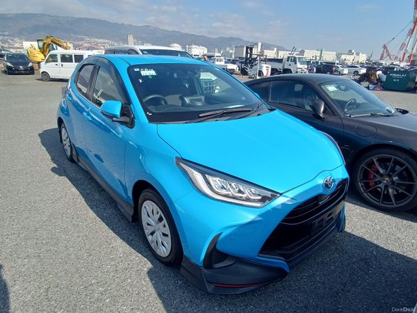 Toyota Yaris Hatchback, Petrol Hybrid, 2020, Blue