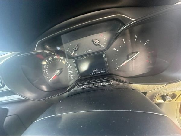 Citroen C3 Hatchback, Diesel, 2017, Orange