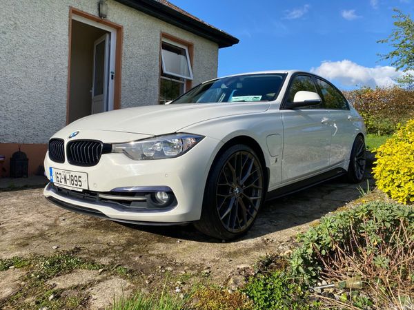 BMW 3-Series Saloon, Petrol Plug-in Hybrid, 2016, White