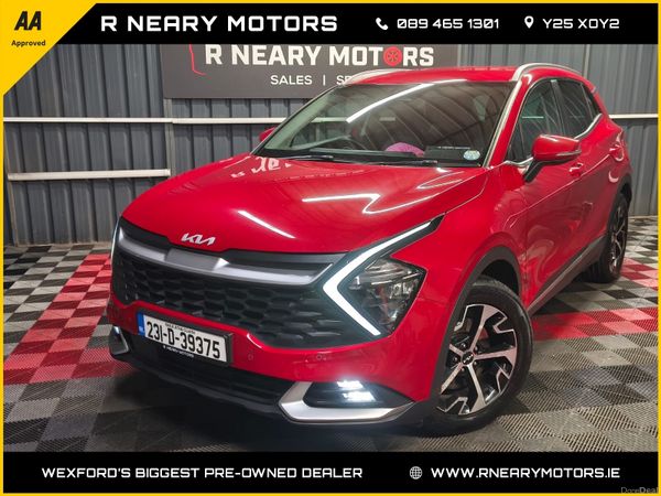 Kia Sportage SUV, Petrol Hybrid, 2023, Red