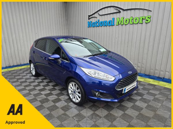 Ford Fiesta Hatchback, Petrol, 2015, Blue