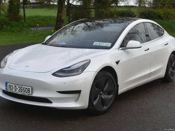 Tesla Model 3 Saloon, Electric, 2019, White