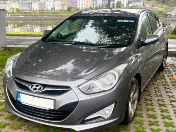 Hyundai i40 Saloon, Diesel, 2014, Silver