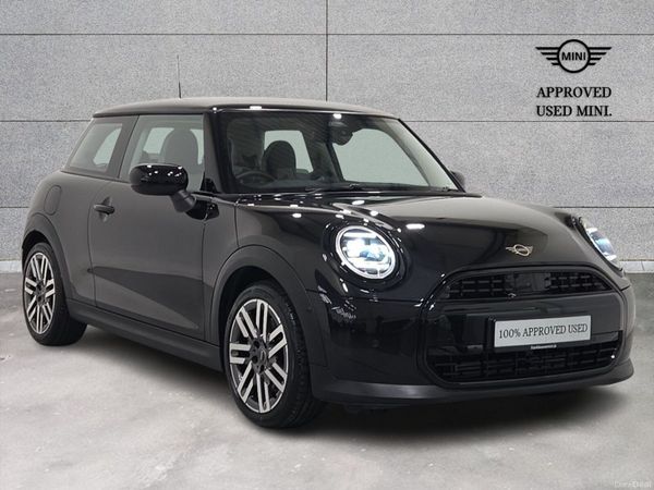 Mini Cooper Hatchback, Petrol, 2025, Black