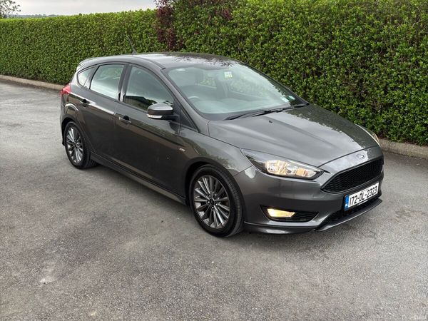 Ford Focus Hatchback, Diesel, 2017, Grey