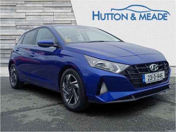 Hyundai i20 Hatchback, Petrol, 2023, Blue
