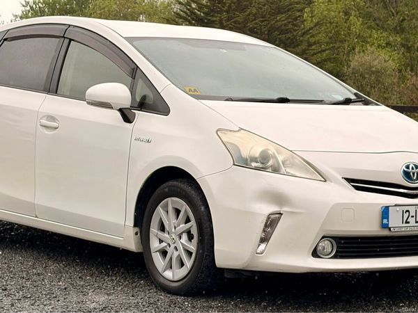 Toyota Prius MPV, Petrol Hybrid, 2012, White