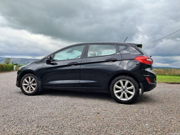 Ford Fiesta Hatchback, Petrol, 2018, Black