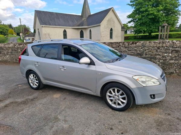 Kia Ceed Estate, Diesel, 2010, Silver