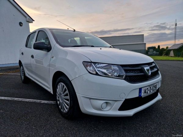 Dacia Sandero Hatchback, Petrol, 2014, White