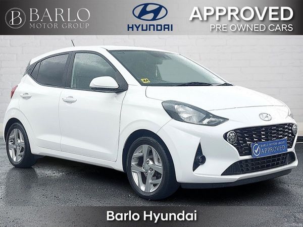Hyundai i10 Hatchback, Petrol, 2022, White