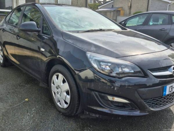 Opel Astra Saloon, Diesel, 2013, Black