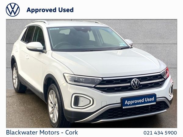 Volkswagen T-Roc SUV, Petrol, 2023, White