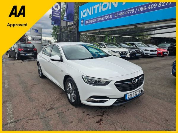 Opel Insignia Hatchback, Petrol, 2020, White