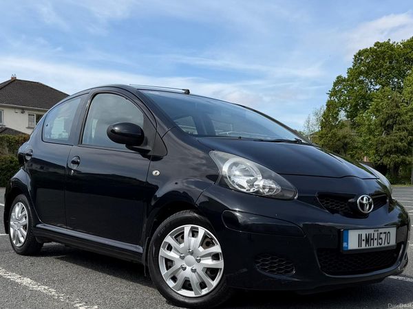Toyota Aygo Hatchback, Petrol, 2011, Black