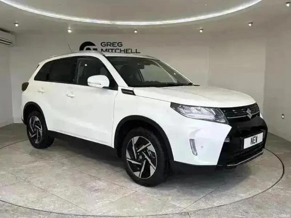 Suzuki Vitara SUV, Petrol Hybrid, 2026, White