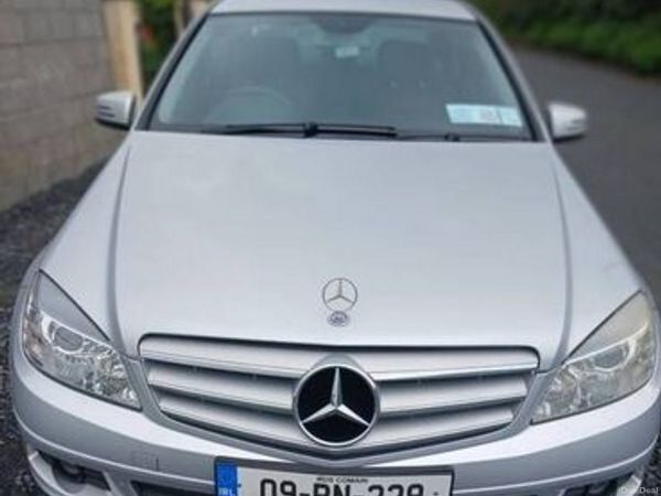 Mercedes-Benz C-Class Saloon, Diesel, 2009, Silver