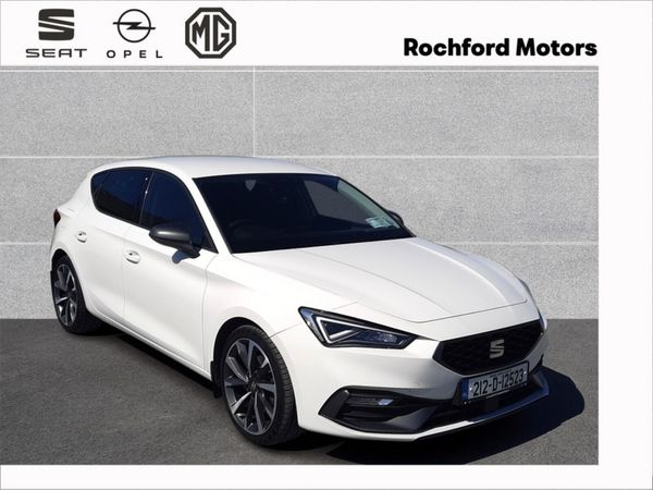 SEAT Leon Hatchback, Diesel, 2021, White