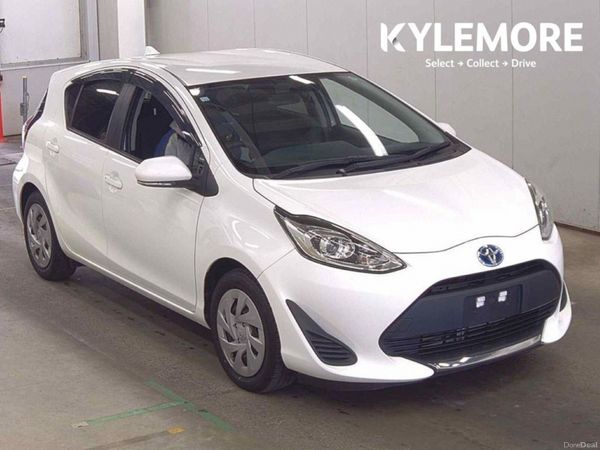 Toyota Aqua Hatchback, Petrol Hybrid, 2020, White