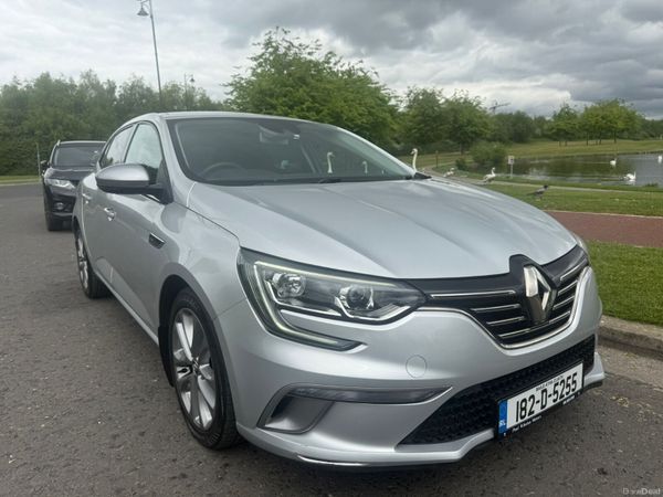 Renault Megane Hatchback, Diesel, 2018, Grey