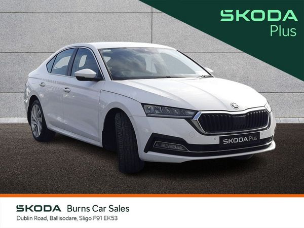 Skoda Octavia Saloon, Diesel, 2024, White