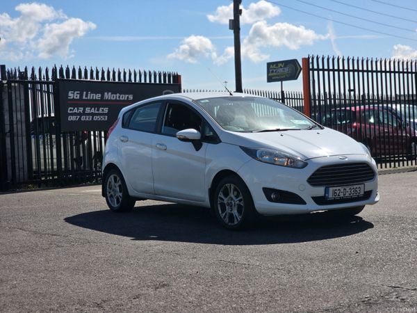 Ford Fiesta Hatchback, Petrol, 2016, White