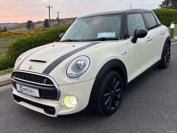 Mini Cooper Hatchback, Diesel, 2017, White