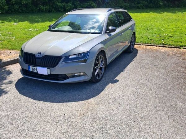 Skoda Superb Estate, Diesel, 2019, Grey