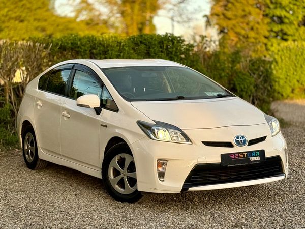 Toyota Prius Hatchback, Petrol Hybrid, 2013, White