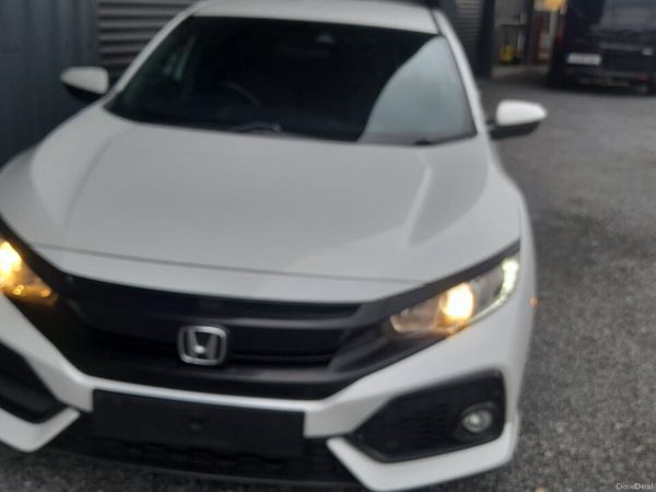 Honda Civic Hatchback, Diesel, 2018, White