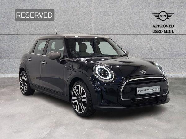 Mini Cooper Hatchback, Petrol, 2024, Black