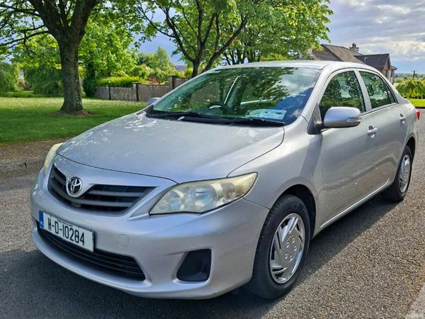Toyota Corolla Saloon, Petrol, 2011, Silver
