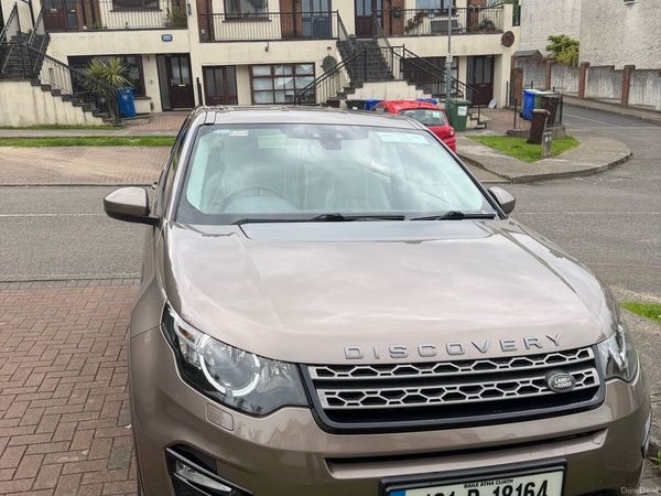 Land Rover Discovery Sport SUV, Diesel, 2016, Gold