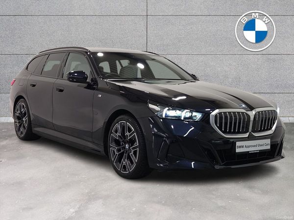 BMW 5-Series Estate, Petrol Plug-in Hybrid, 2025, Black