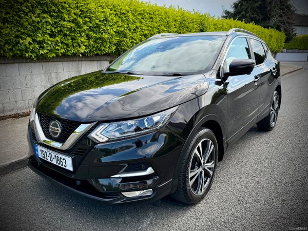 Nissan Qashqai MPV, Petrol, 2019, Black