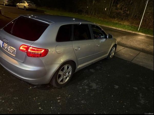 Audi A3 Hatchback, Diesel, 2010, Silver