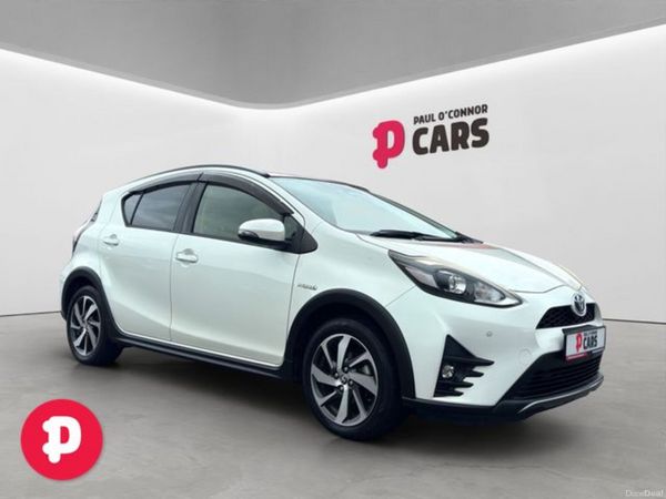 Toyota Aqua Hatchback, Petrol Hybrid, 2017, White
