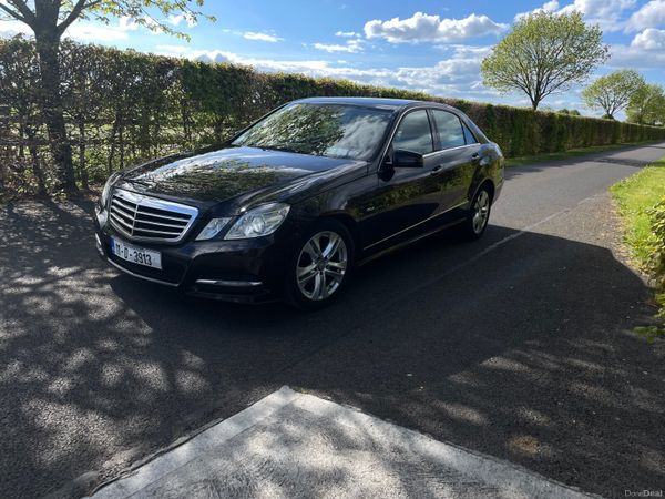 Mercedes-Benz E-Class Saloon, Diesel, 2011, Black
