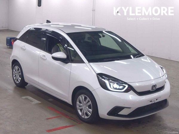 Honda Fit Hatchback, Petrol Hybrid, 2020, White