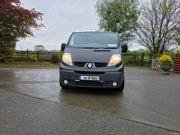 Renault Trafic MPV, Diesel, 2014, Black