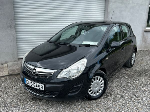 Opel Corsa Hatchback, Petrol, 2013, Black