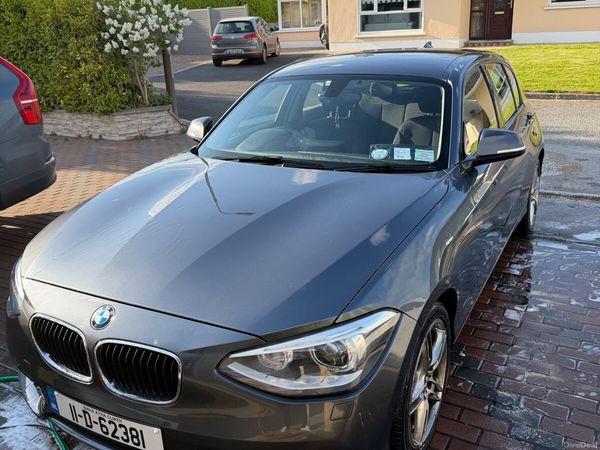 BMW 1-Series Hatchback, Petrol, 2011, Grey