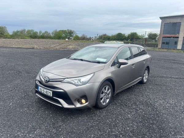 Toyota Avensis MPV, Diesel, 2015, Bronze