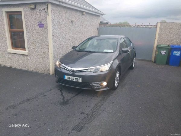 Toyota Corolla Saloon, Petrol, 2018, Grey