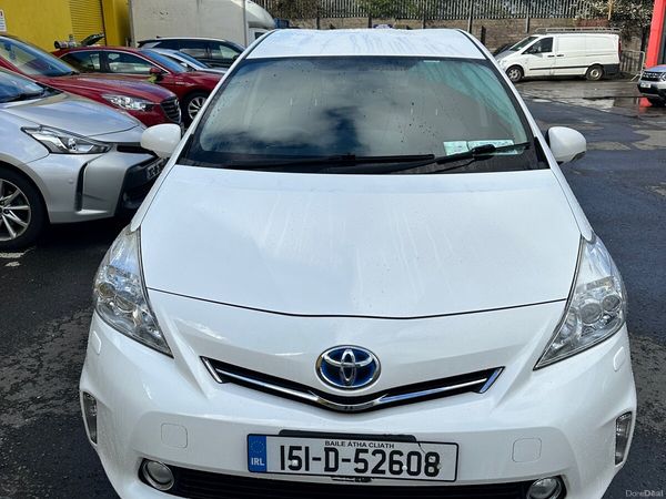 Toyota Prius MPV, Petrol Hybrid, 2015, White
