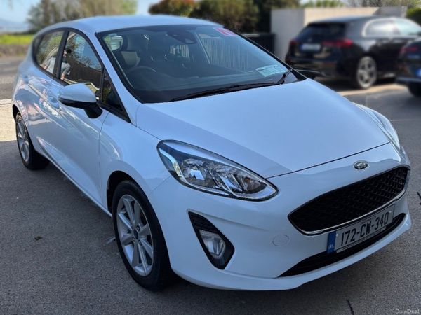 Ford Fiesta Hatchback, Petrol, 2017, White