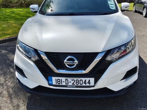 Nissan Qashqai MPV, Petrol, 2018, White