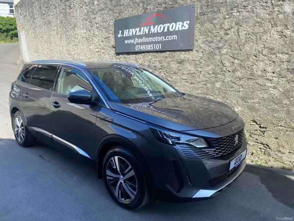 Peugeot 5008 MPV, Diesel, 2021, Grey