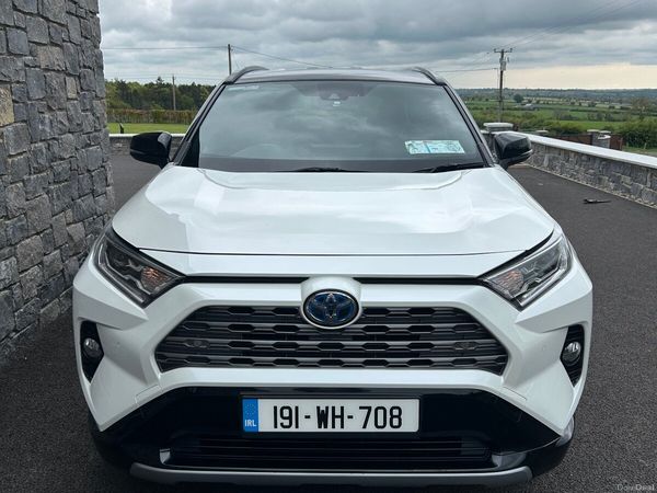 Toyota RAV4 SUV, Petrol Hybrid, 2019, White